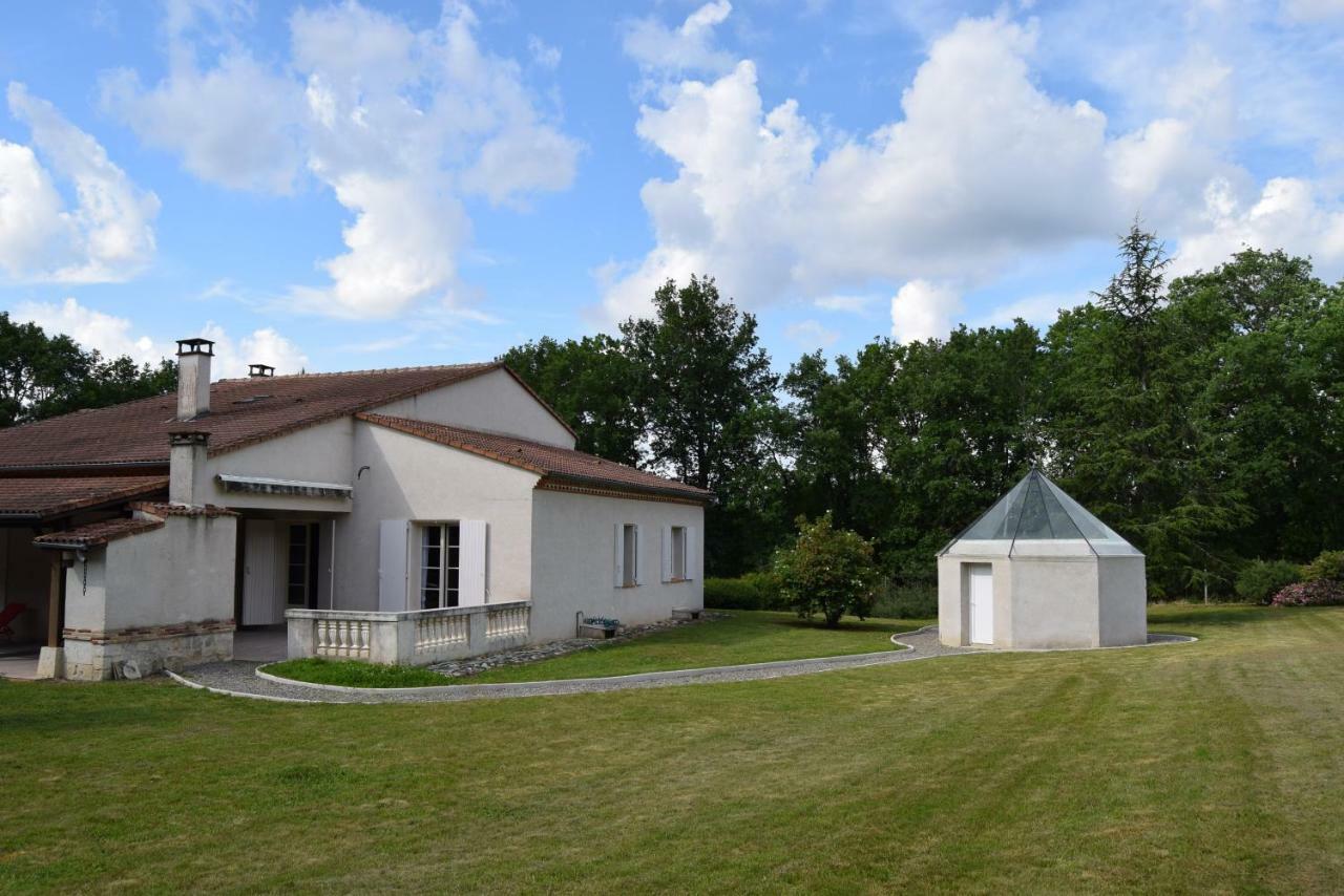 Le Cheminard Bed and Breakfast Feugarolles Eksteriør billede